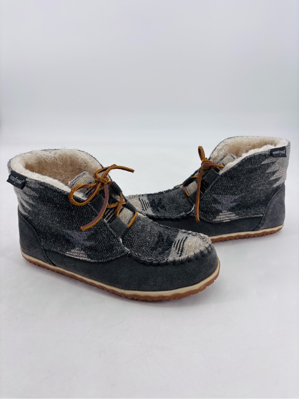 Minnetonka Torrey Faux Fur Lined Slipper Booties Southwestern Aztec Plush Cozy